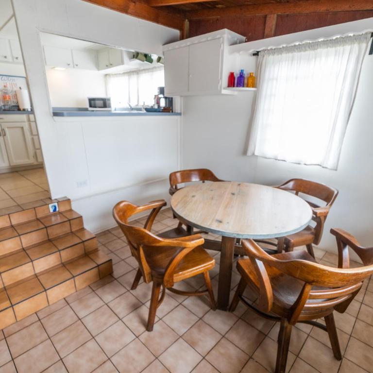 Casa Capitan - BEACHFRONT living - One-Bedroom House - 9