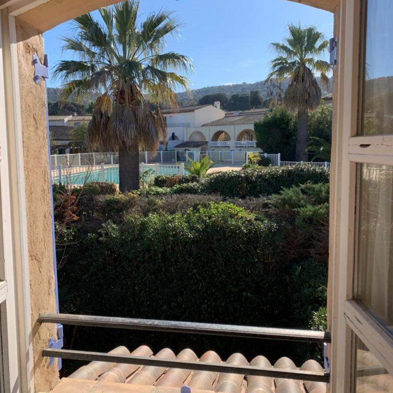 petite maison à l entrée de st Tropez - Two-Bedroom House - 9