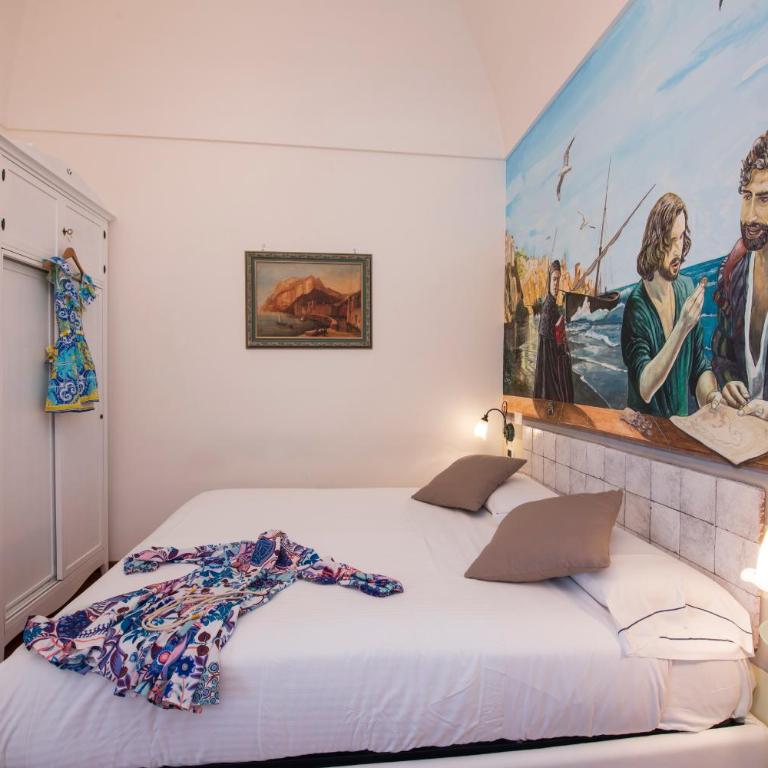 ApartHotel Antica Repubblica in the historical center 2 minutes away,100mt from the Sea - Standard Triple Room - 8