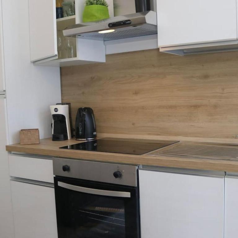 Parcheggio privato-Appartamento in Villa 1 Centro - Appartamento con 1 Camera da Letto - 16