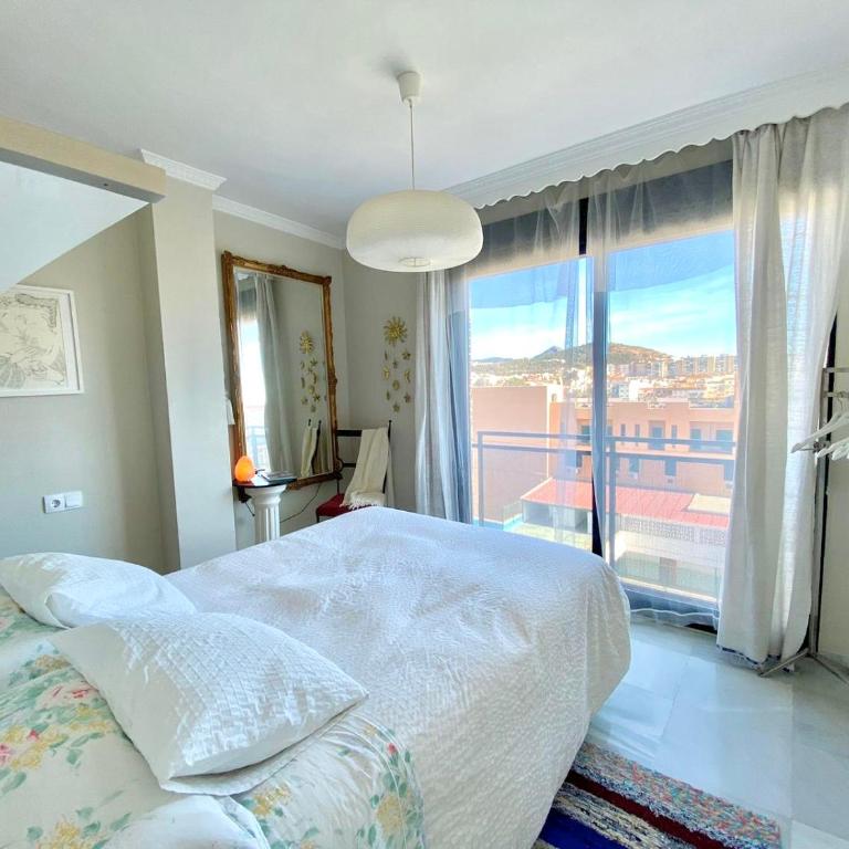 Exclusivo Atico con terraza - Apartment mit 1 Schlafzimmer - 34