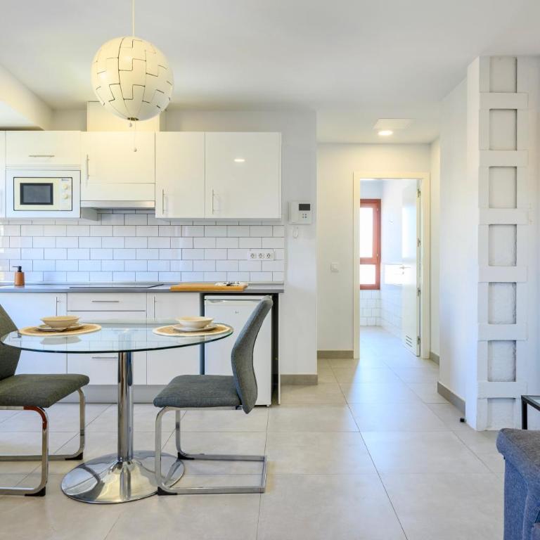Vegueta Rooftop Suites by Airnest - Apartamento con balcón - 4