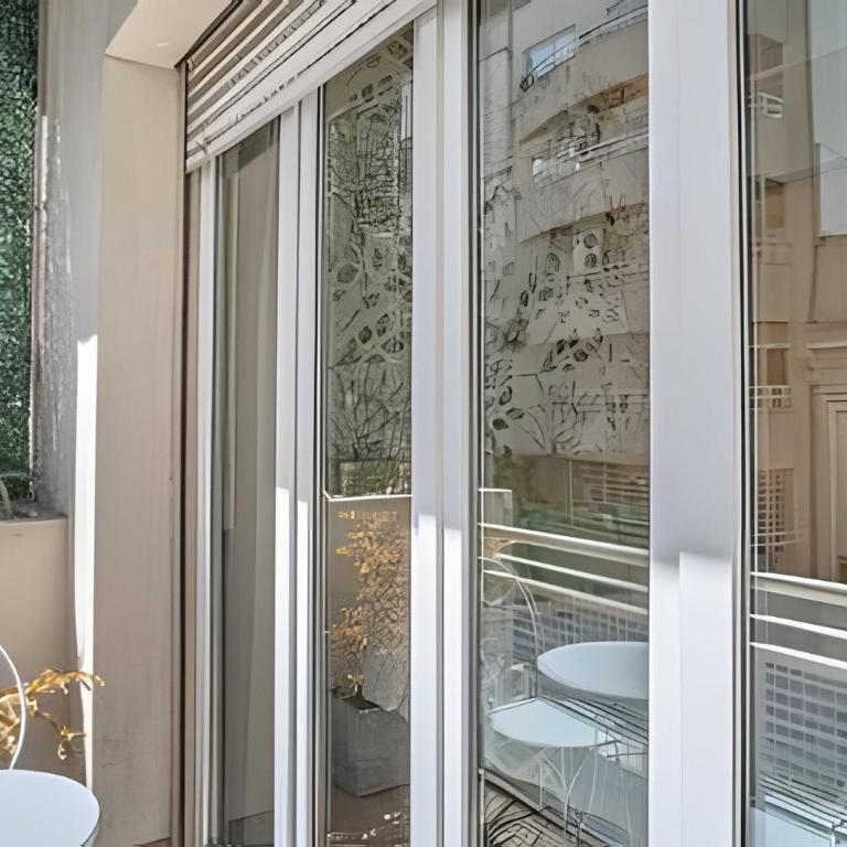 Amplio Ideal Familias en lo Mejor de Recoleta - Apartamento de 2 dormitorios con balcón - 25