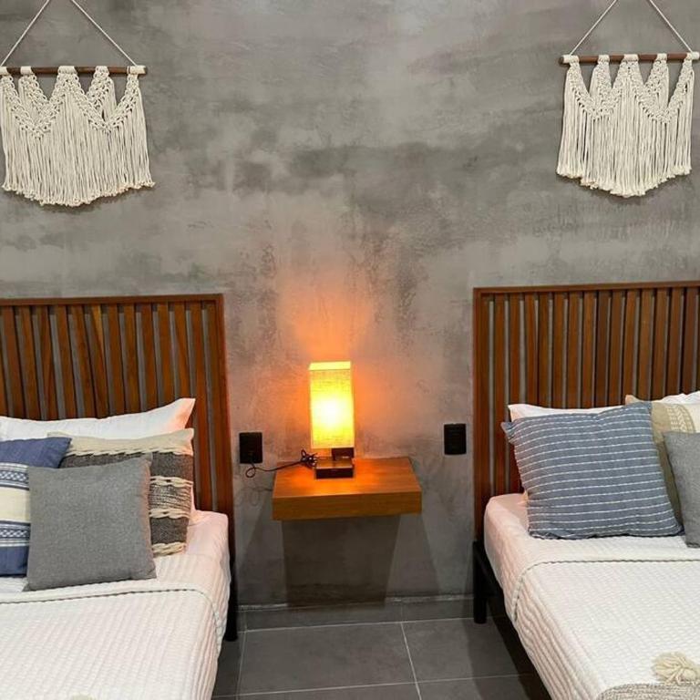 Stylish 2BR Condo near the 5th Avenue & the Beach - Apartamento de 2 dormitorios - 3