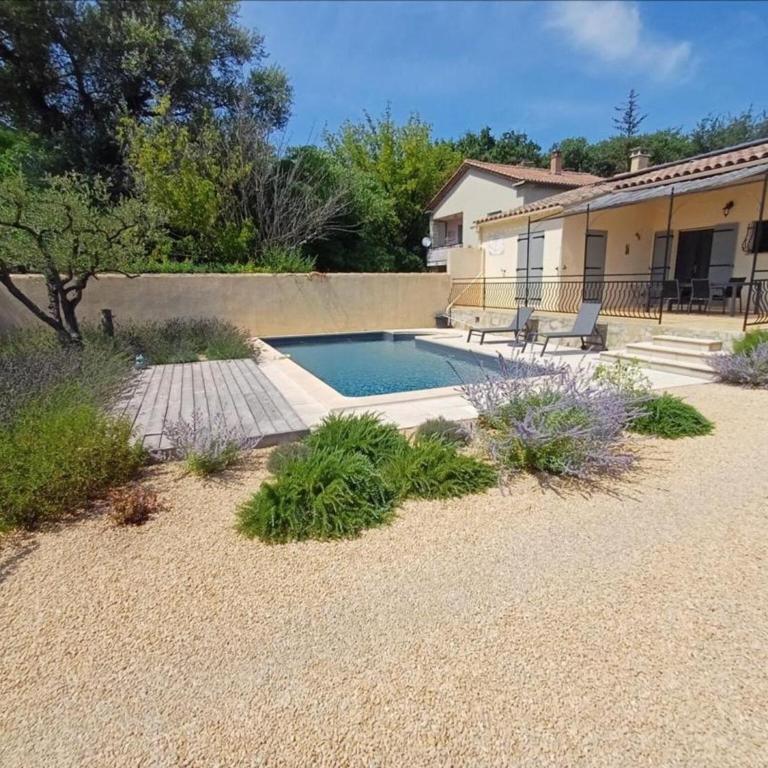 House in Vaison-la-Romaine with Pool - Maison de Vacances 2 Chambres - 1