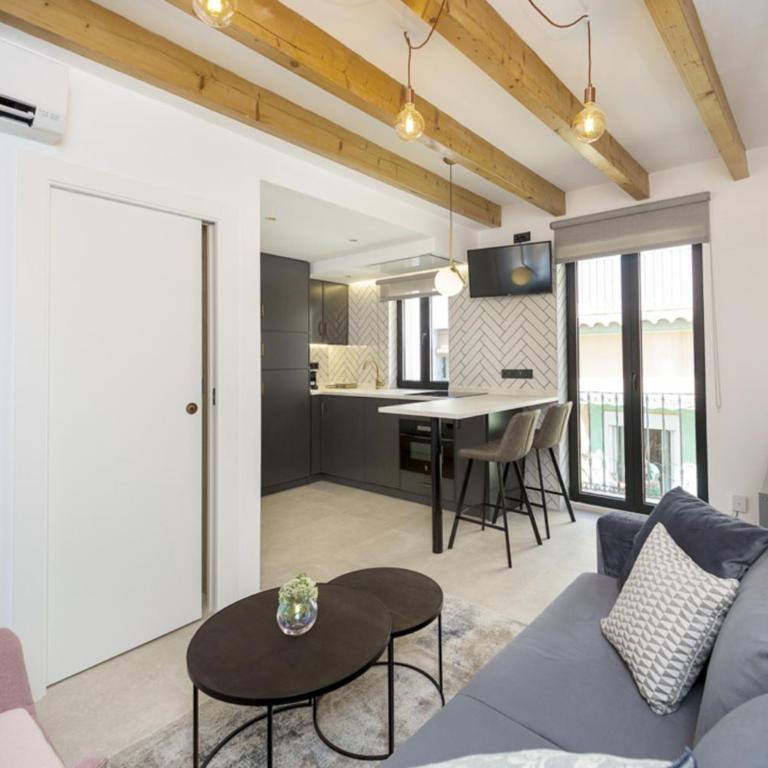 Cisneros by United Renters - One-Bedroom Apartment - 3