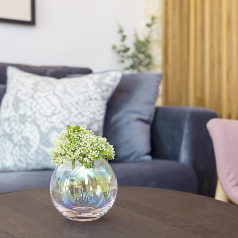 Cisneros by United Renters - One-Bedroom Apartment - 20