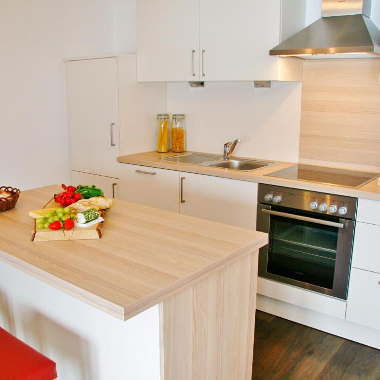 Seehotel und Appartements Schnöller - Apartment mit Seeblick - 8