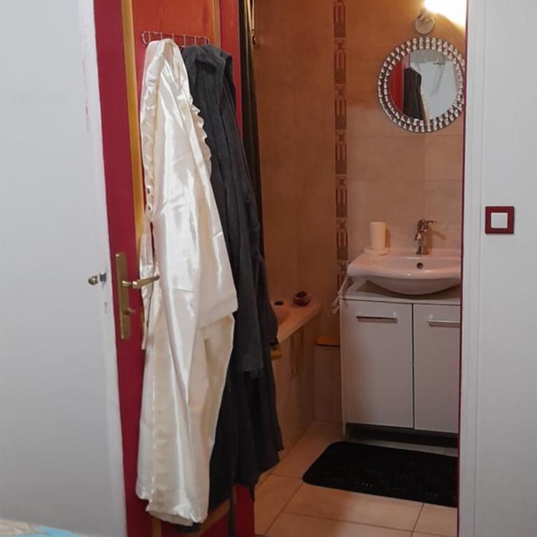 Séjour chambre chez l'habitant 200 m mer plages Promenade des Anglais - Appartement - Rez-de-Chaussée - 14