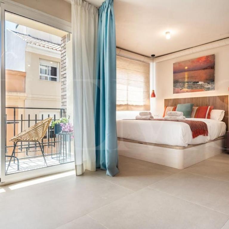 Art-lovers heaven with balcony in center by REMS - Apartamento de 2 dormitorios - 12