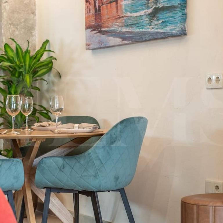 Art-lovers heaven with balcony in center by REMS - Apartamento de 2 dormitorios - 30