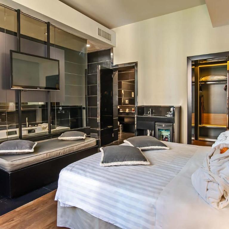 Hotel Isa - Exclusive Double Room with Spa Bath - 6