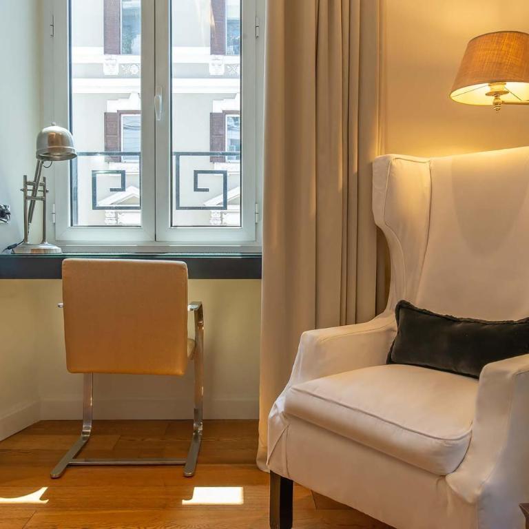 Hotel Isa - Exclusive Double Room with Spa Bath - 4