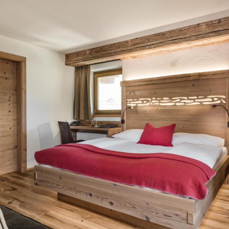Hotel Alpenhof - Deluxe Doppelzimmer mit Balkon - 4