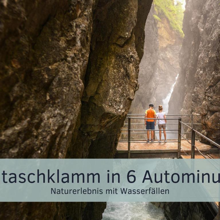 Die Karwendelsuite - 5 Sterne FeWo mit bestem Bergblick, zentrumsnah & ruhig gelegen, familienfreundlich - Two-Bedroom Apartment - 51