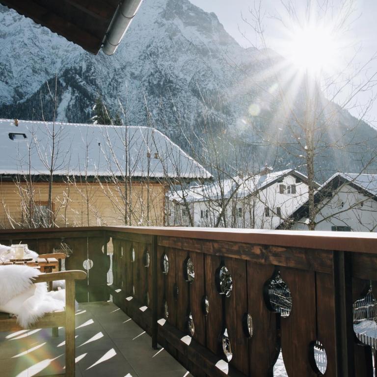 Die Karwendelsuite - 5 Sterne FeWo mit bestem Bergblick, zentrumsnah & ruhig gelegen, familienfreundlich - Two-Bedroom Apartment - 41