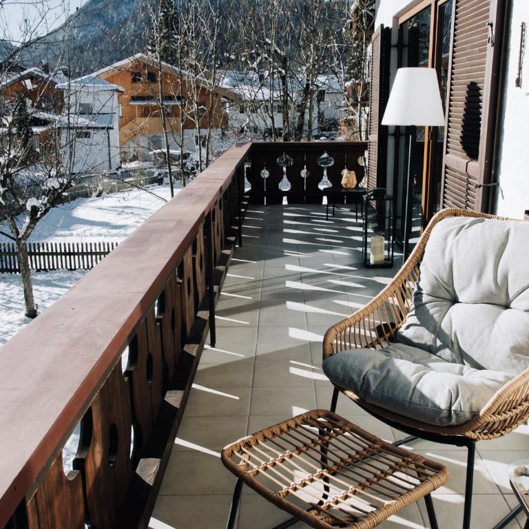 Die Karwendelsuite - 5 Sterne FeWo mit bestem Bergblick, zentrumsnah & ruhig gelegen, familienfreundlich - Two-Bedroom Apartment - 11