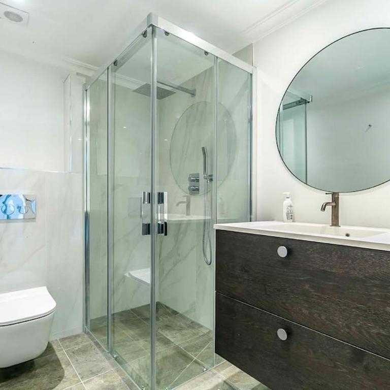 122-Luxury Beachfront Apartment, Views and Pool - Apartamento de 2 dormitorios - 32