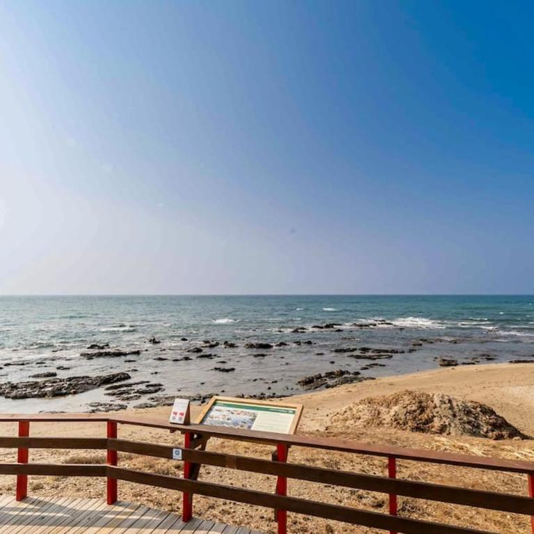 122-Luxury Beachfront Apartment, Views and Pool - Apartamento de 2 dormitorios - 56