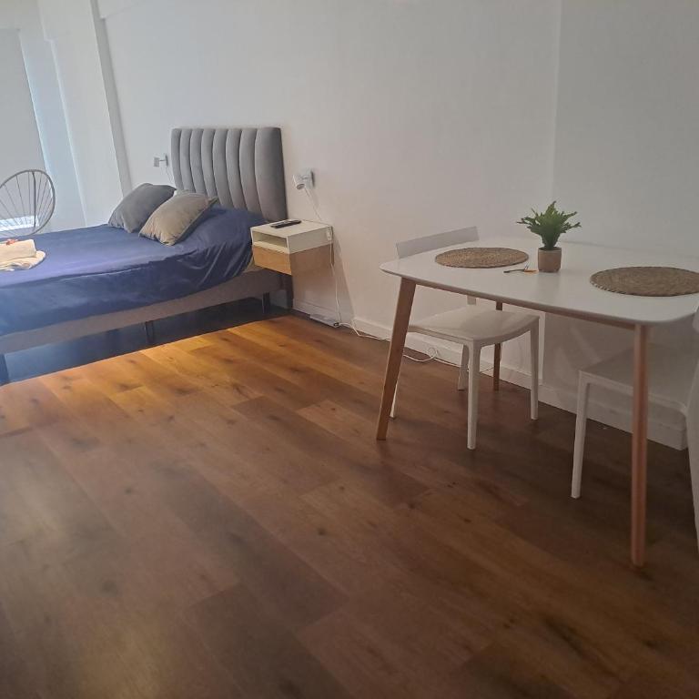 Belgrano amplio luminoso, cochera, WiFi, cerca River y Subte, 309 - One-Bedroom Apartment - 5