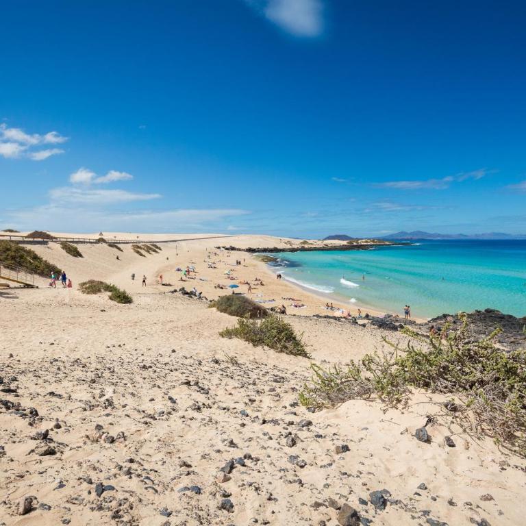 2BR Corralejo Home - Solarium & Barbacue - Apartamento de 2 dormitorios con balcón y terraza - 2