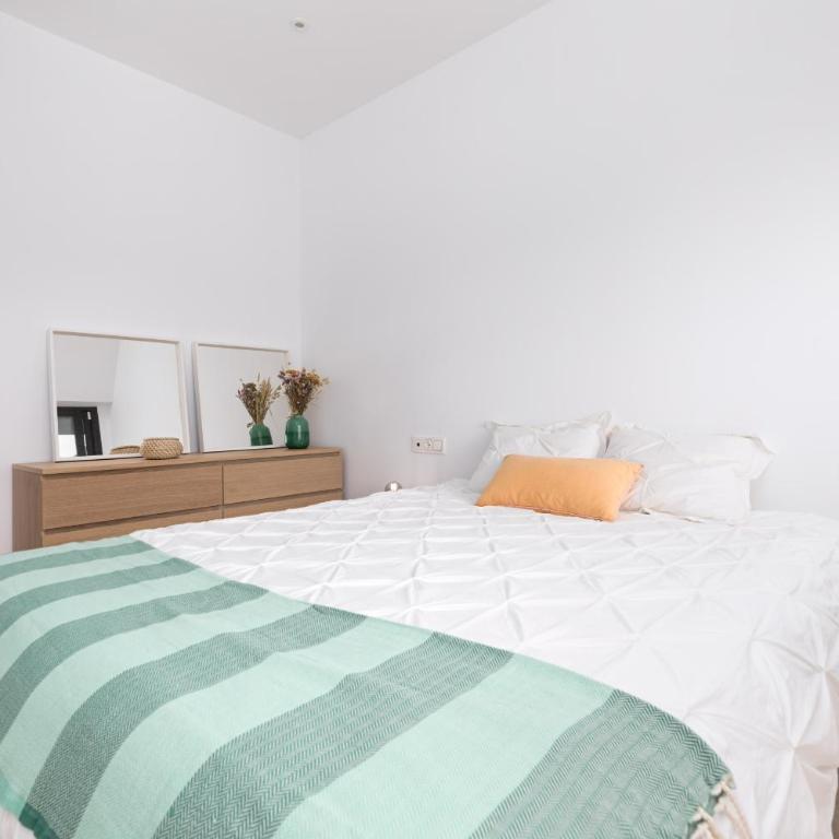 2BR Corralejo Home - Solarium & Barbacue - Apartamento de 2 dormitorios con balcón y terraza - 3