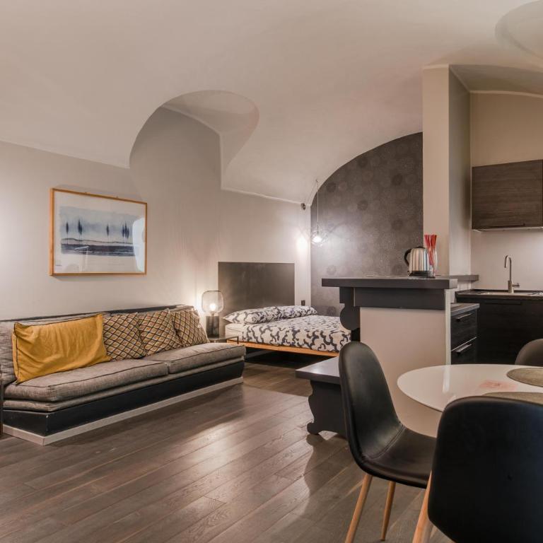 Familia Apartaments - 048 by HAPPYHOSTORINO - Studio Apartment - 3