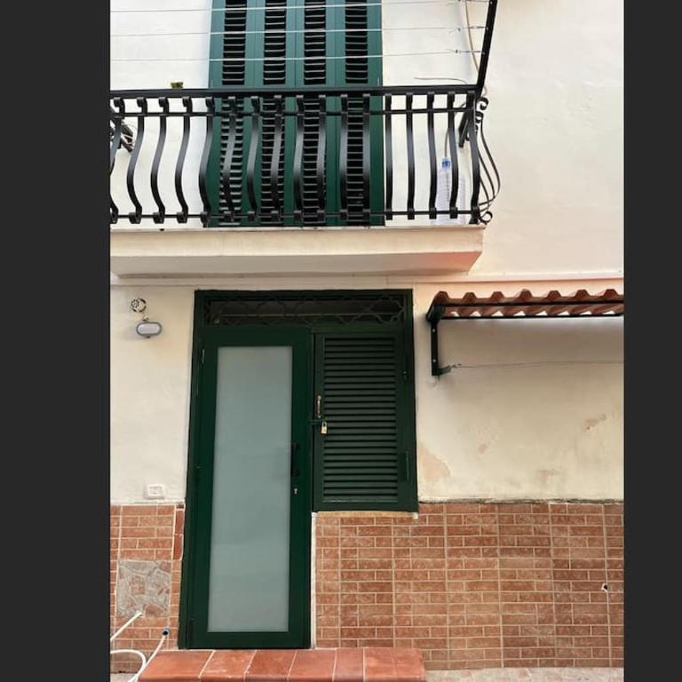 Central studio at Pedestrian Characteristic Area - Casa Vacanza Luz - Appartamentino su 2 Livelli - 30