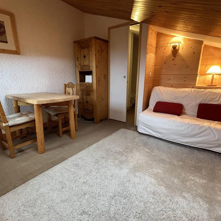 Studio cosy à Méribel Mottaret, aux pieds des pistes, parfait pour 2, non-fumeur, animaux interdits - Studio - 4