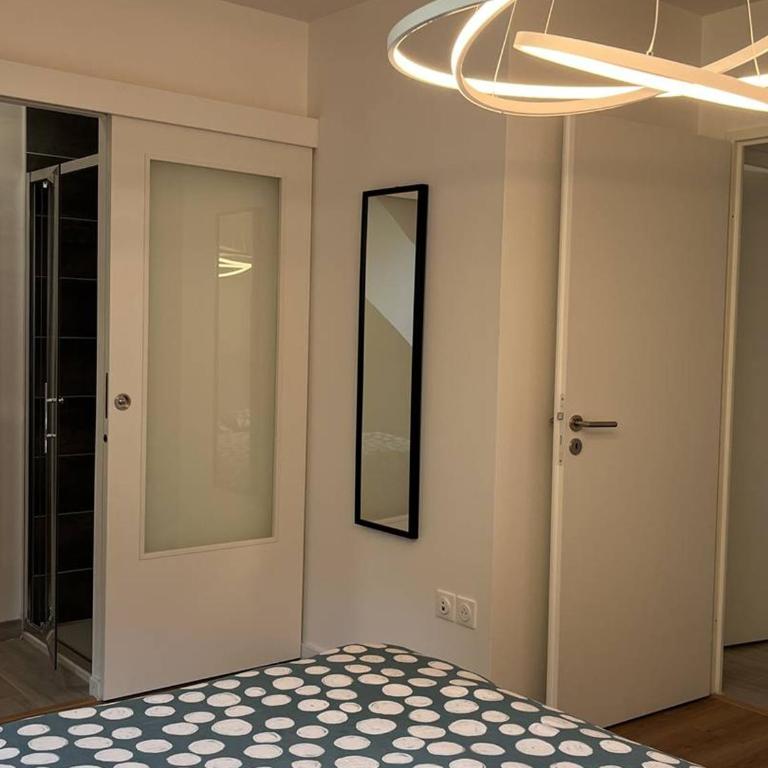 Lodge duplex pour 8 pers, 3 parkings, proche centre - FR-1-234-323 - Appartement - 14