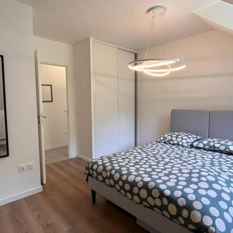 Lodge duplex pour 8 pers, 3 parkings, proche centre - FR-1-234-323 - Appartement - 15