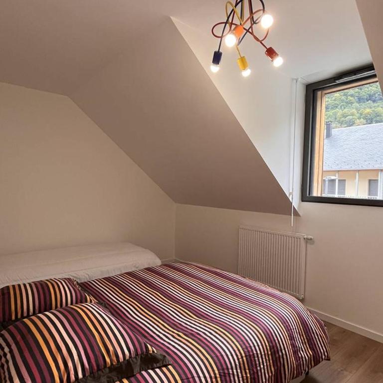Lodge duplex pour 8 pers, 3 parkings, proche centre - FR-1-234-323 - Appartement - 27