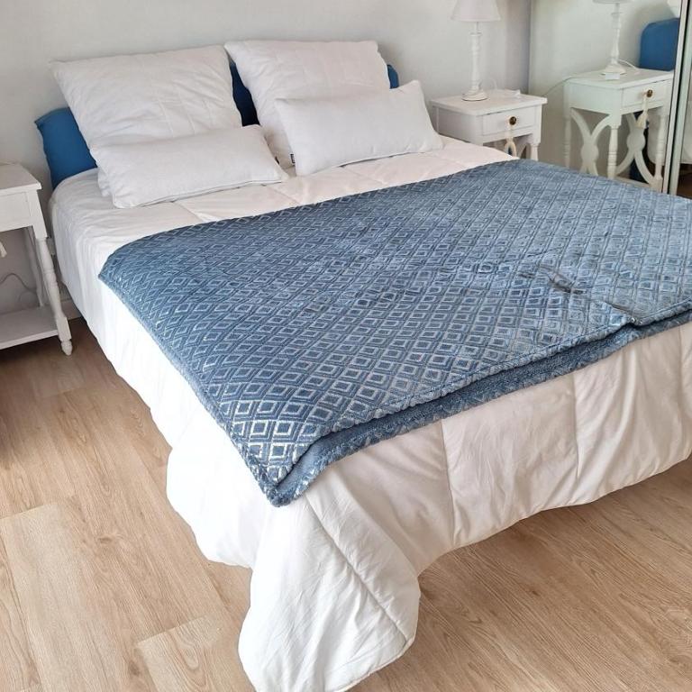 Vaste appartement avec vue sur le port de plaisance - Two-Bedroom Apartment - 2