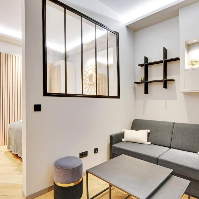 Pick A Flat's apartment in Champs-Elysées - Rue Marbeuf - Apartamento de 1 dormitorio - 1