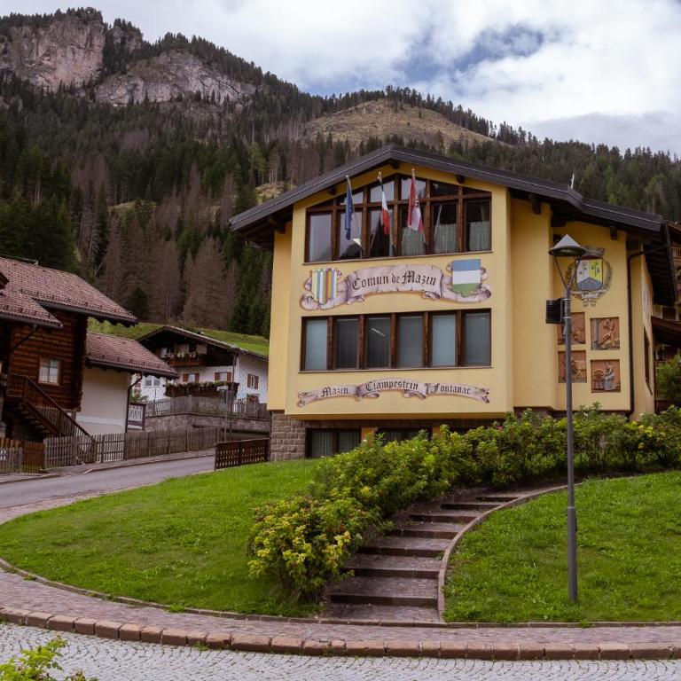 Residence Fontanazzo - Appartamento con 1 Camera da Letto, Balcone e Vista Montagna - 31