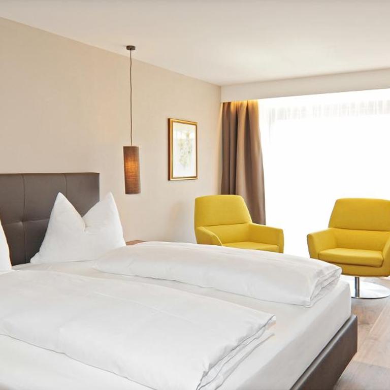 Hotel Vier Jahreszeiten - Standard Double Room - 1