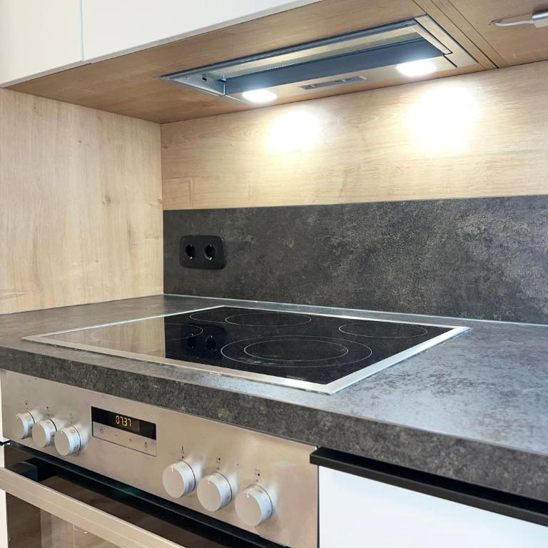 family & friends Apartment am Kurpark - Apartment mit 2 Schlafzimmern und Balkon - 24