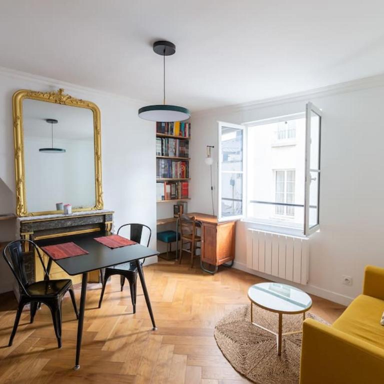 Appartement contemporain rénové dans le centre de Paris - Apartamento de 1 dormitorio - 1
