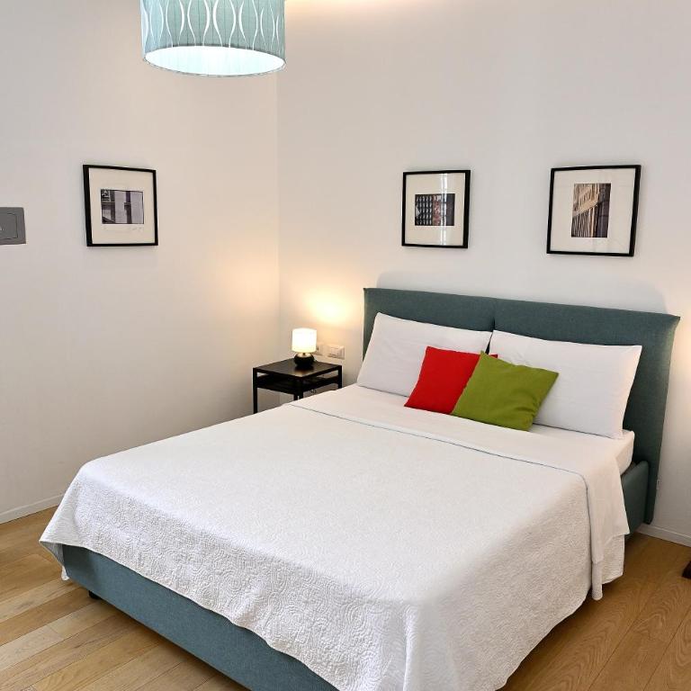 AT HOME NAVONA - One-Bedroom Apartment - 2