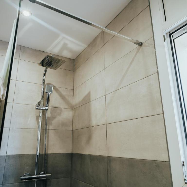 WELCS CASA 185 EMP con piscina privada - Villa - 29