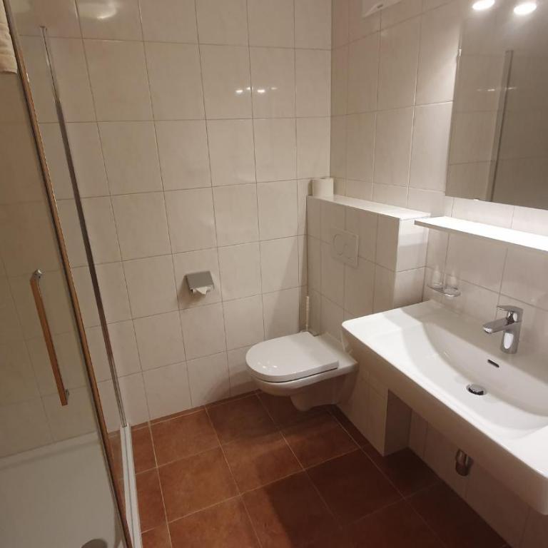 Hotel Garni Dorfblick - Dreibettzimmer - 3