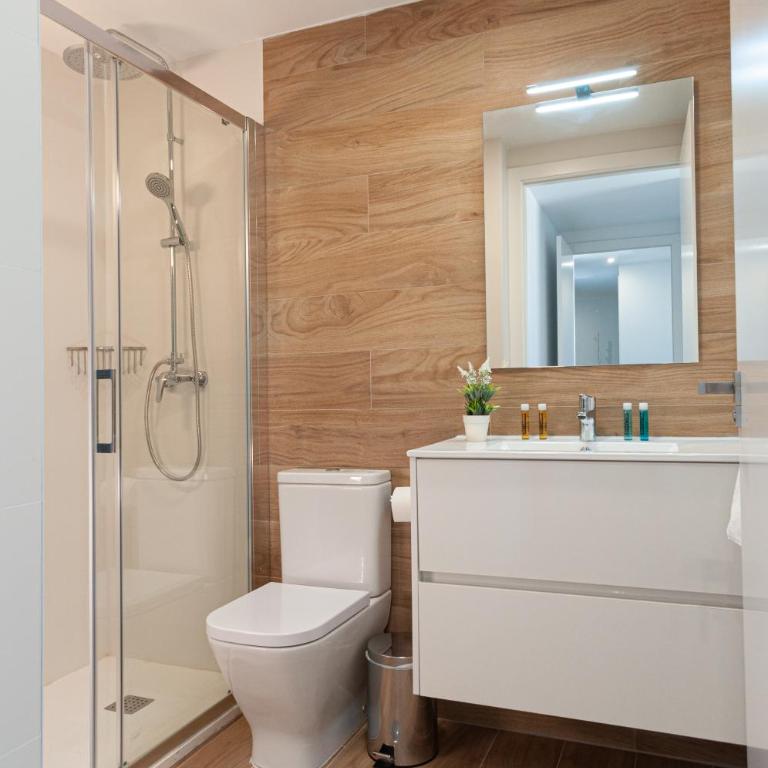 Myflats Mid-Term Alicante Beach - Apartamento de 3 dormitorios - 2