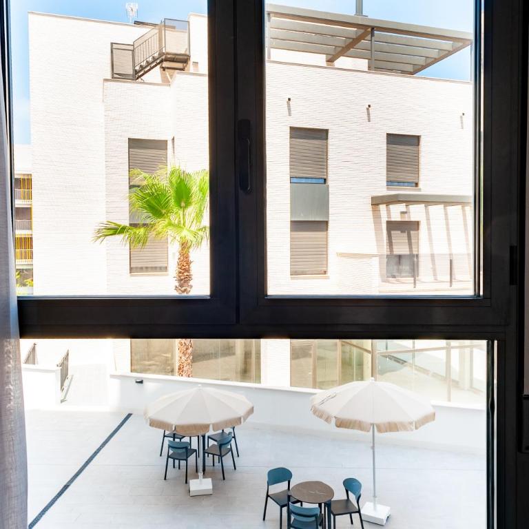Myflats Mid-Term Alicante Beach - Apartamento Superior con 3 dormitorios - 8