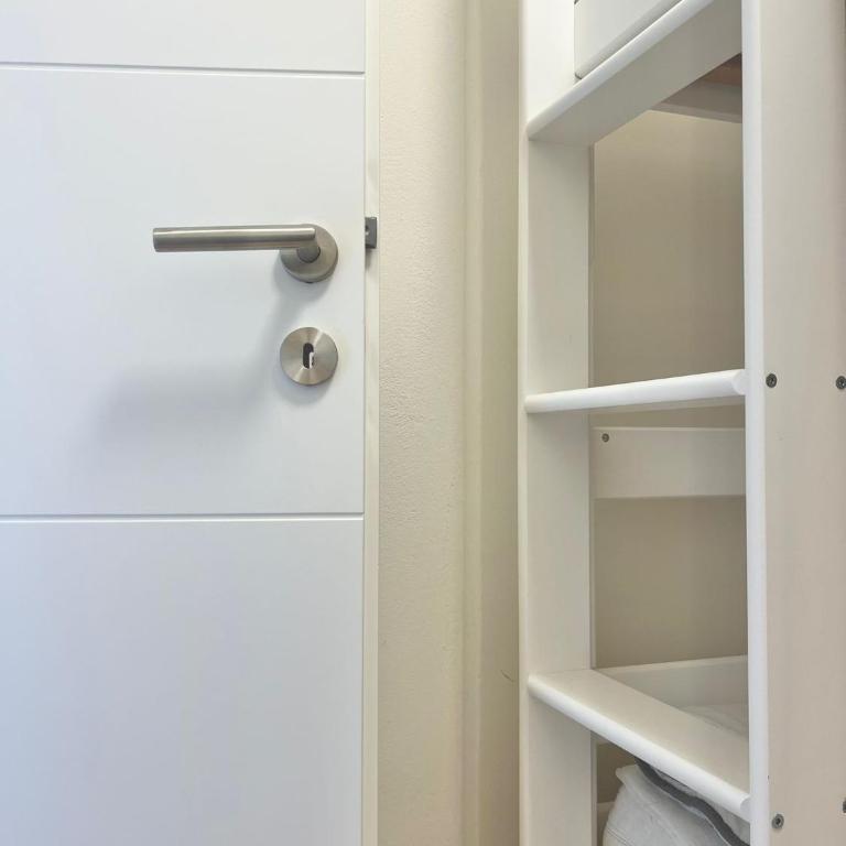 family & friends Apartment am Kurpark - Apartment mit 2 Schlafzimmern und Balkon - 43
