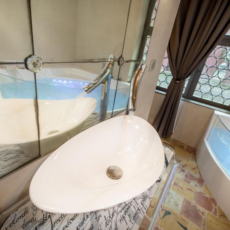 Le 1615 - Luxe et Spa - Maison 2 Chambres - 7
