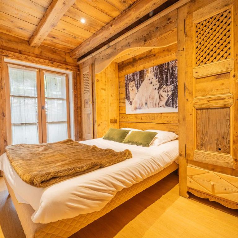 Spacieux appart 5 ch au cœur du village, charme savoyard, WiFi, cheminée décorative - FR-1-437-51 - Apartamento (10 adultos) - 8