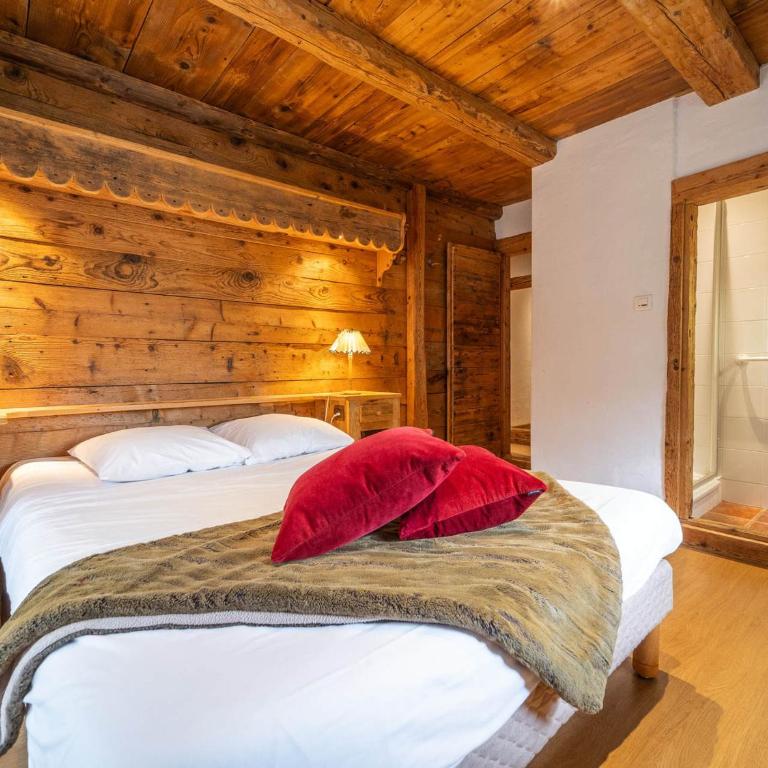 Spacieux appart 5 ch au cœur du village, charme savoyard, WiFi, cheminée décorative - FR-1-437-51 - Apartamento (10 adultos) - 9