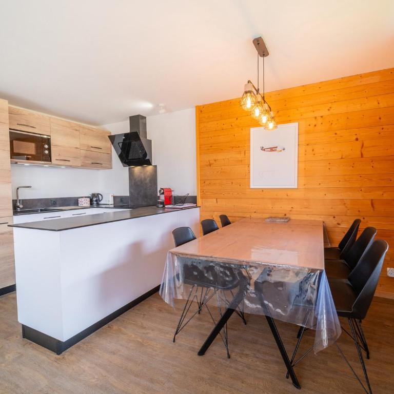 Bel Appart 6 Pers - 2 Ch - Terrasse Sud - Garage - WIFI - La Clusaz - FR-1-437-105 - Apartamento - 3