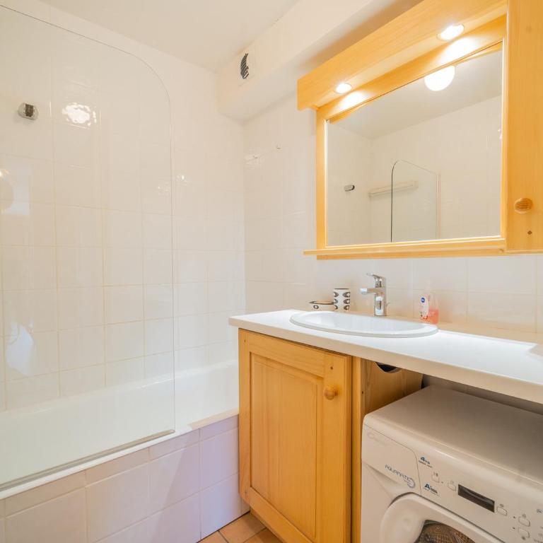 Bel Appart 6 Pers - 2 Ch - Terrasse Sud - Garage - WIFI - La Clusaz - FR-1-437-105 - Apartamento - 9