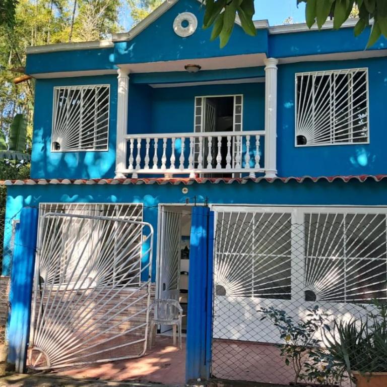 La Aurora - Six-Bedroom House - 3